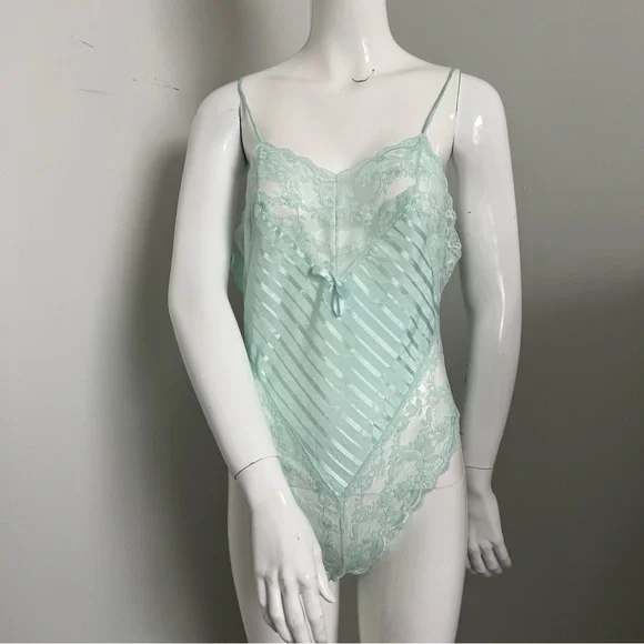 Vintage Mint Green Sheer Lace Robe & Lingerie Set | Coquette Boudoir Peignoir M - Picture 5 of 11